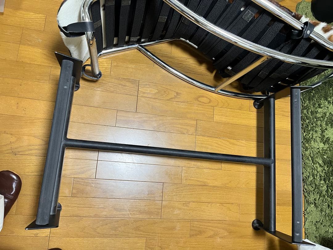 ルコルビュジエ LC4 シェーズロング ラウンジチェア ポニー柄リプロダクト品