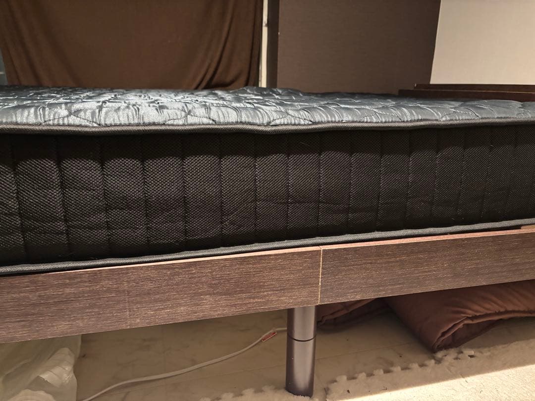 黒　ダブルスプリングマットレス　フレーム