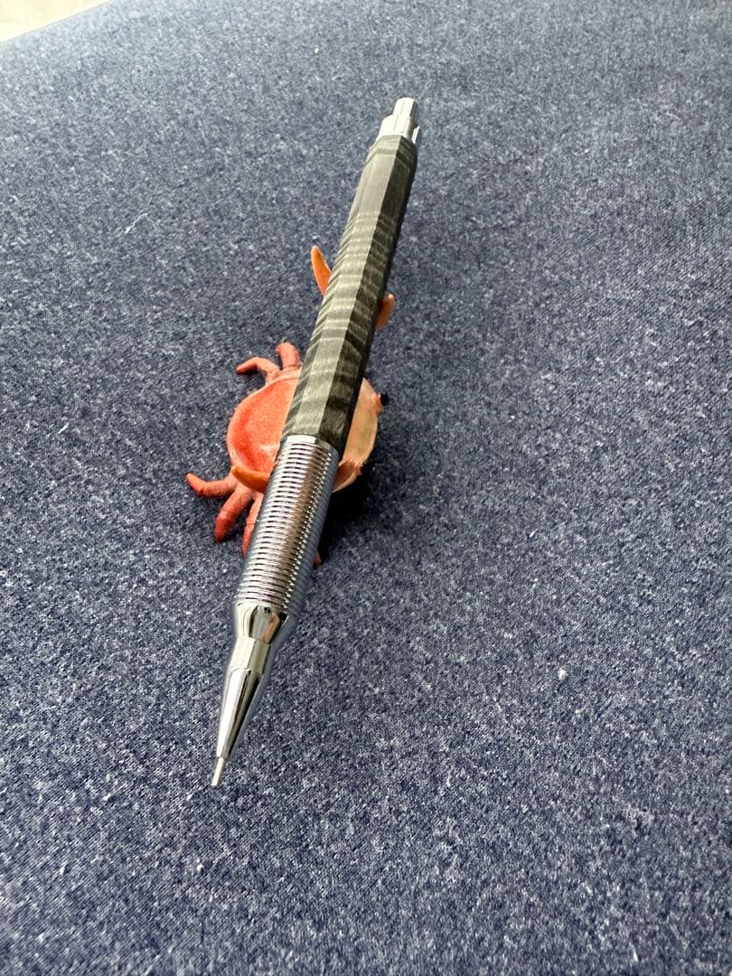 ラダイト　エバードロー　laddite EVERDRAW ピンバッチ付き