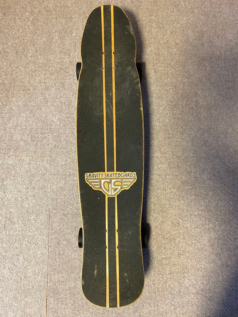 スケートボード Gravity Skateboards