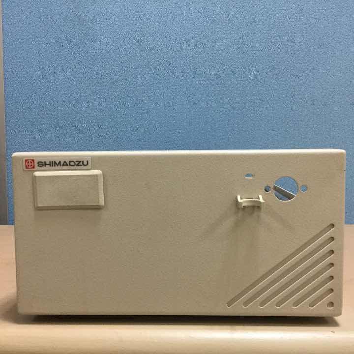 島津製作所   溶媒ラック