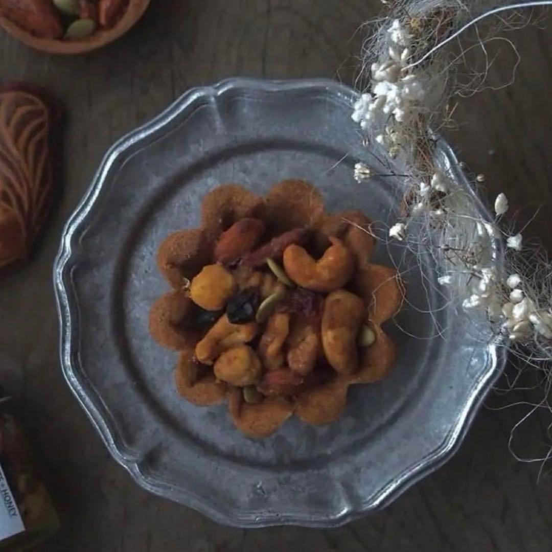 入手困難　co+fe 花リムプレート　2枚　皿　アスティエ　ハグオーワー　雅姫