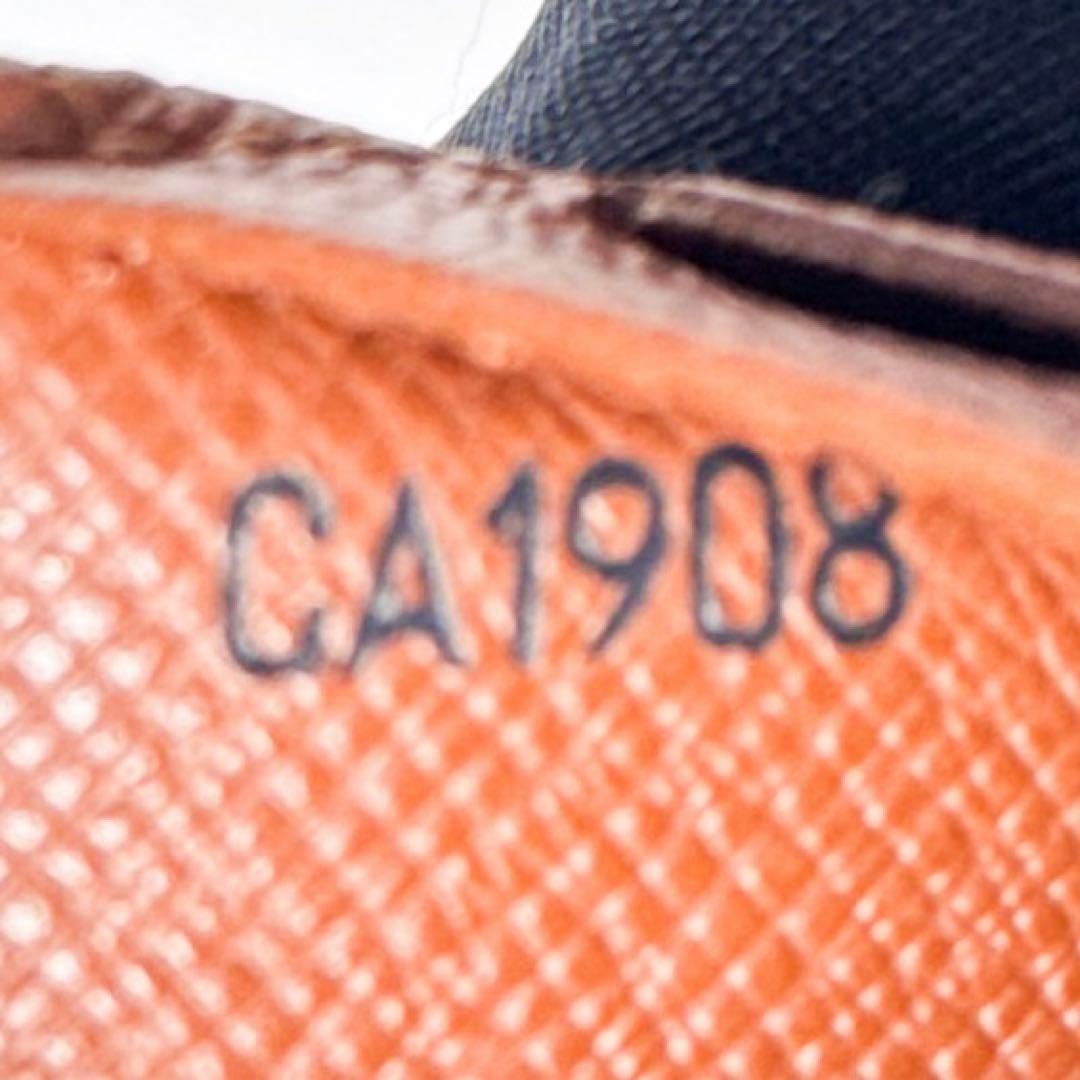 ルイヴィトン モノグラム ポルトビエ カルトビエ カルトクレディ マルコ 財布