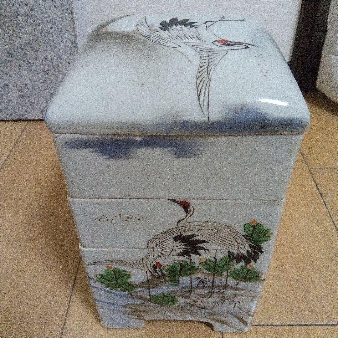 重箱 鶴 　金彩　松　富士　陶磁器　 重箱　段重 吉祥 縁起 ビンテージ明治時代