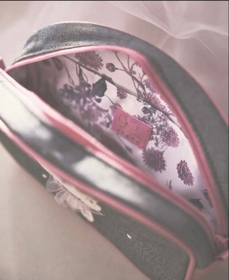 即日発送familiar × stinaファミリア×スティナコラボポーチ