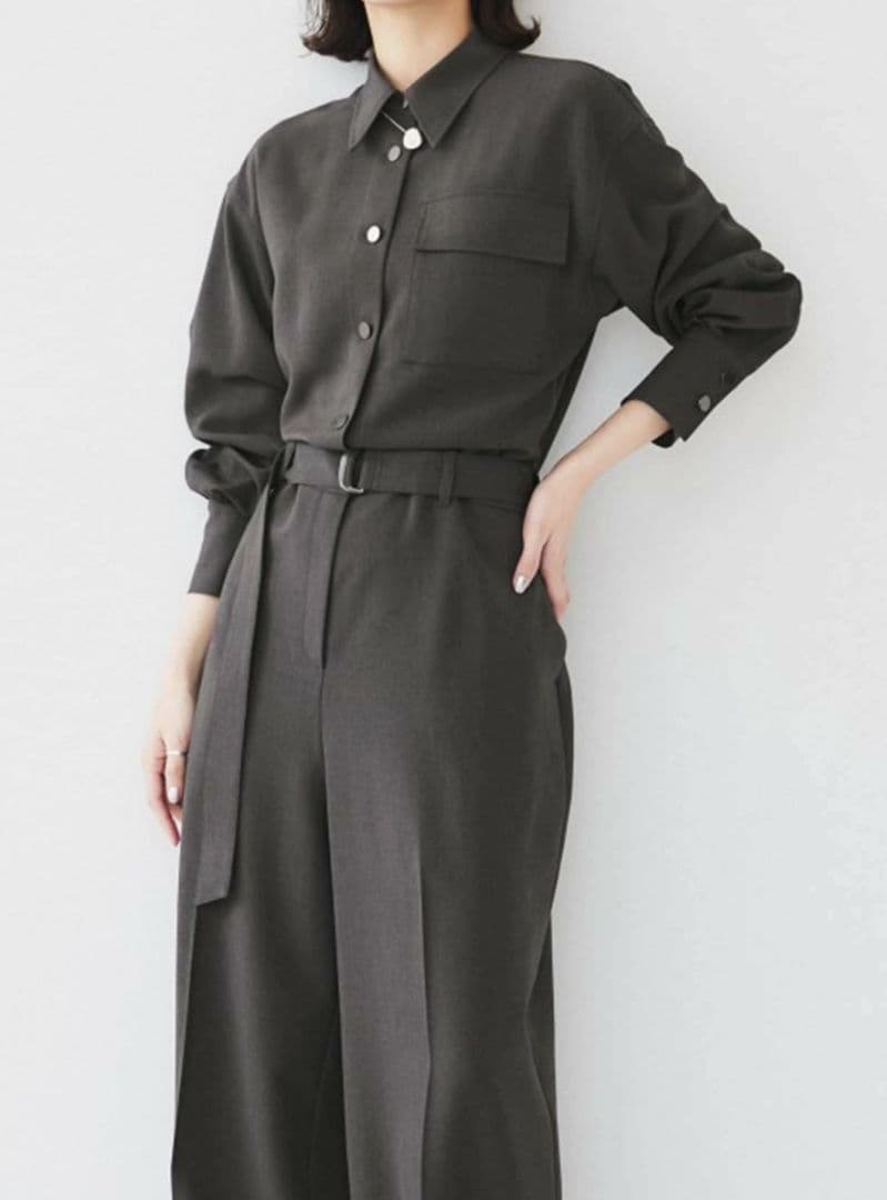 新品 oggi ×UNTITLED コラボシャツオールインワン