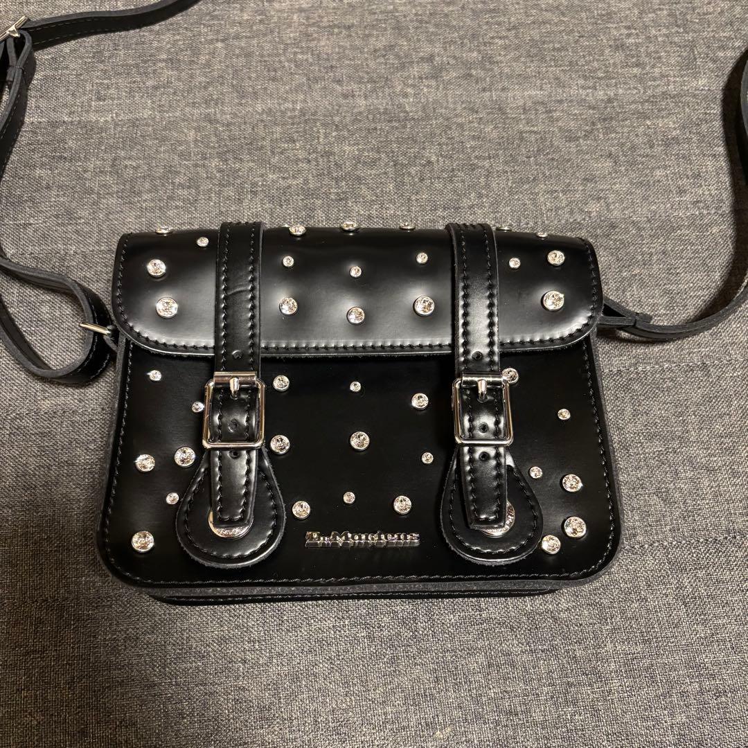 Dr.Martens × スワロフスキー　バッグ