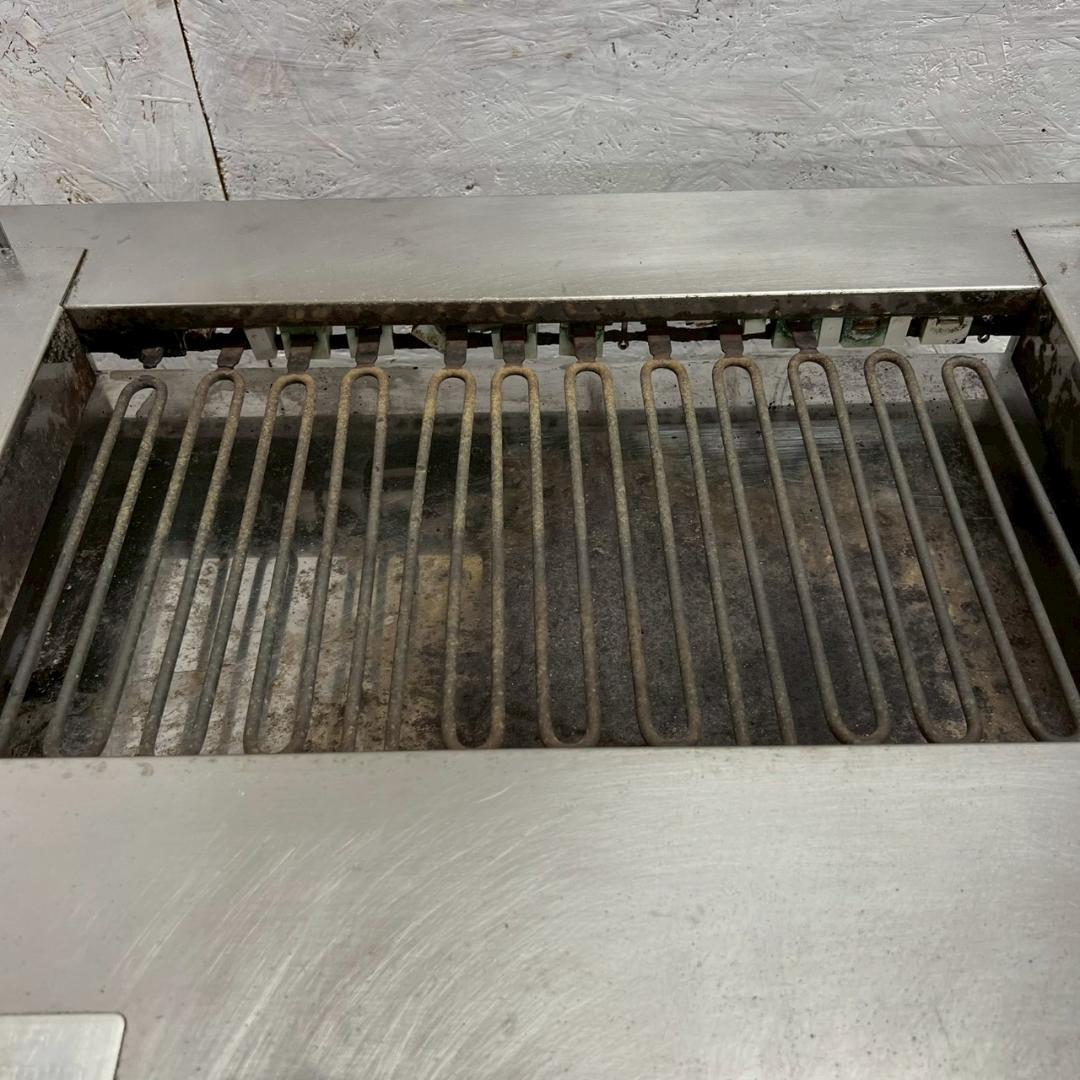 【ヒゴグリラー】 万能卓上電気グリラー 3P-210C ジャンク A0639