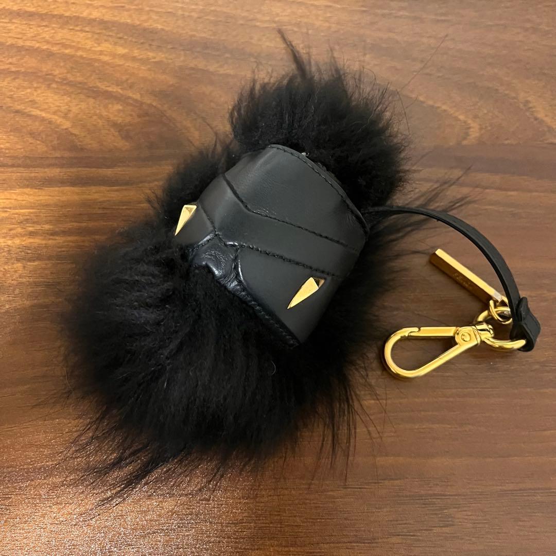 S*y様 FENDI ファー付きキーホルダー モンスターチャーム