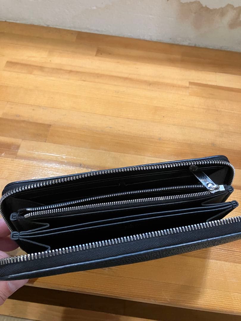 【ここなっつ】ルイヴィトン マヒナ ジッピーウォレット
