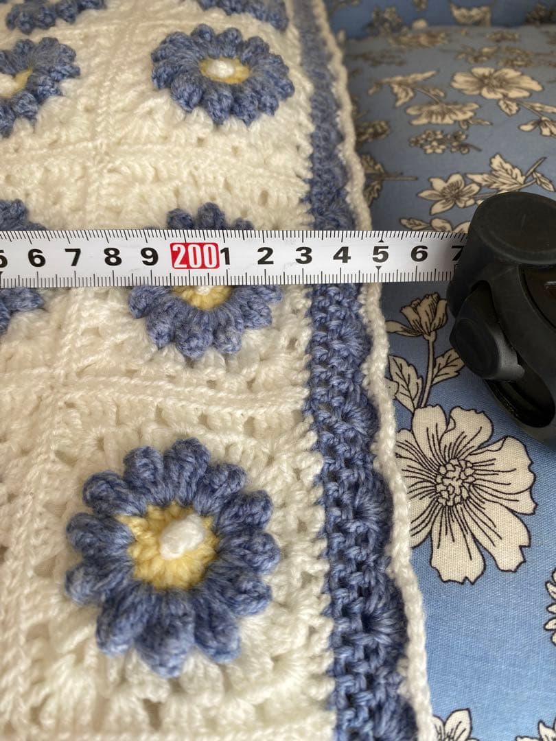 モチーフ編みマルチカバー　大判サイズ