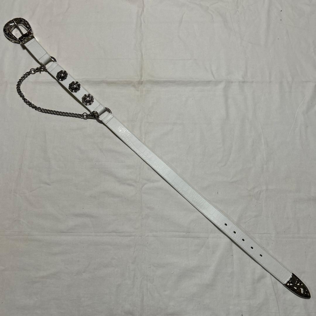 TORNADOMART 本革　コンチョ　スタッズ　ウエスタン　ベルト　レザー　白