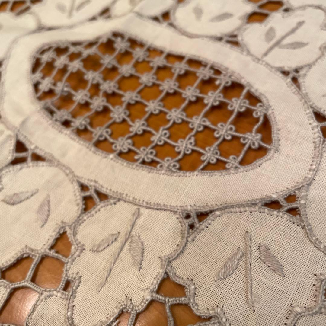 総レース　総手刺しゅう　ランチョンマット　テーブルセンター　5枚まとめて