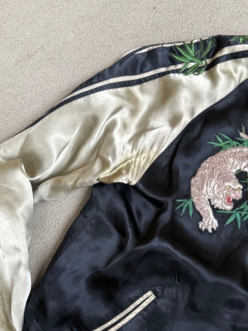 花旅楽団 スカジャン レーヨン100% リバーシブル 白虎　Mサイズ