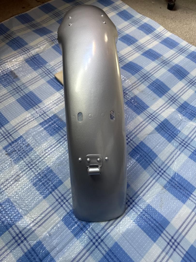 ホンダＣＢ７２アルミＲフェンダーＹパーツ？