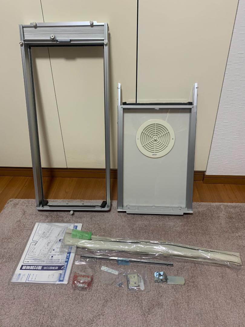 CORONA CW-1620 窓用エアコン 2020年製（テラス窓用取付枠付き）