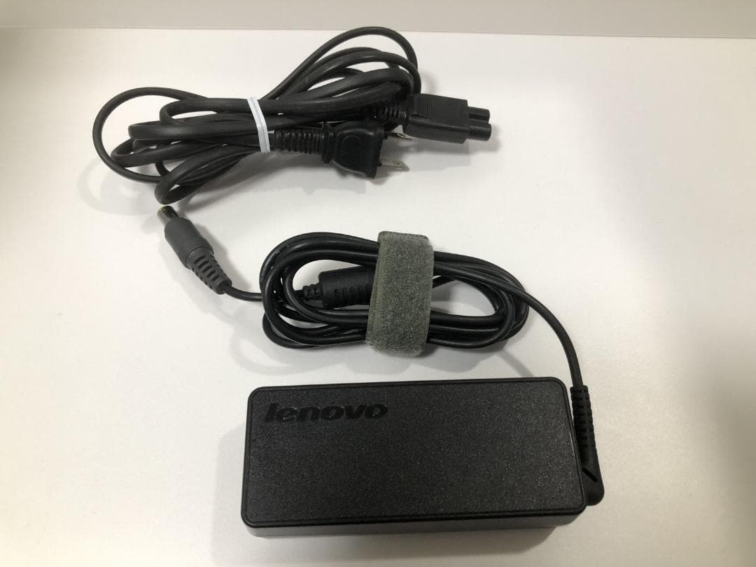 Lenovo ThinkPad X61 WinXP UltraBase付き