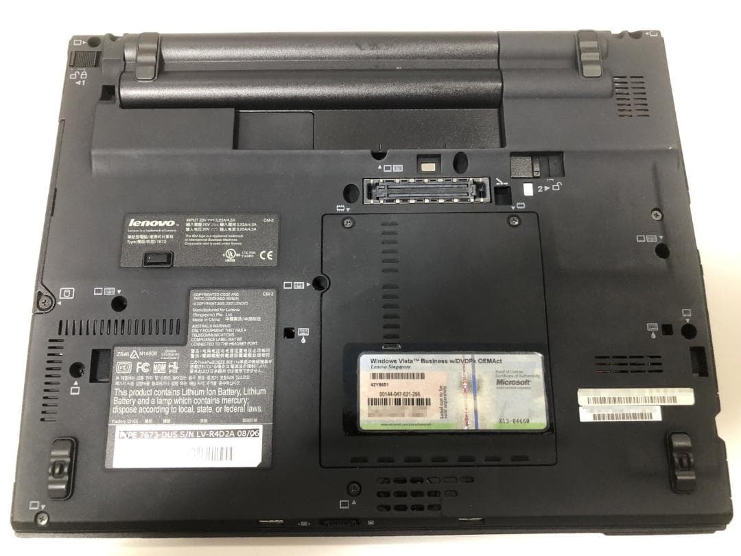 Lenovo ThinkPad X61 WinXP UltraBase付き