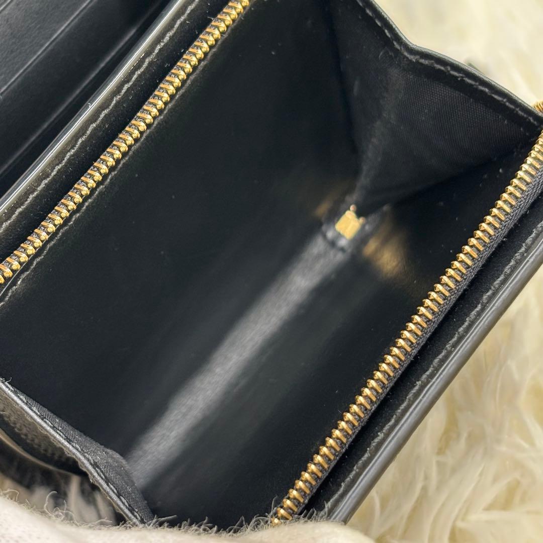 美品✨GUCCI GG マトラッセ 二つ折り財布 黒 キルティング