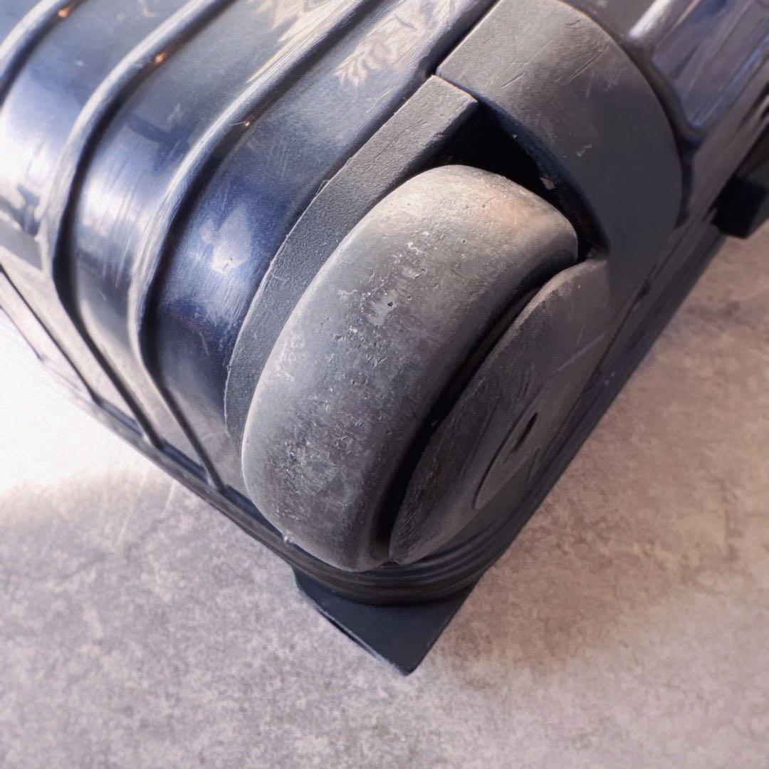 RIMOWA SALSA リモワサル2輪 キャリーケース ヒビ補修済