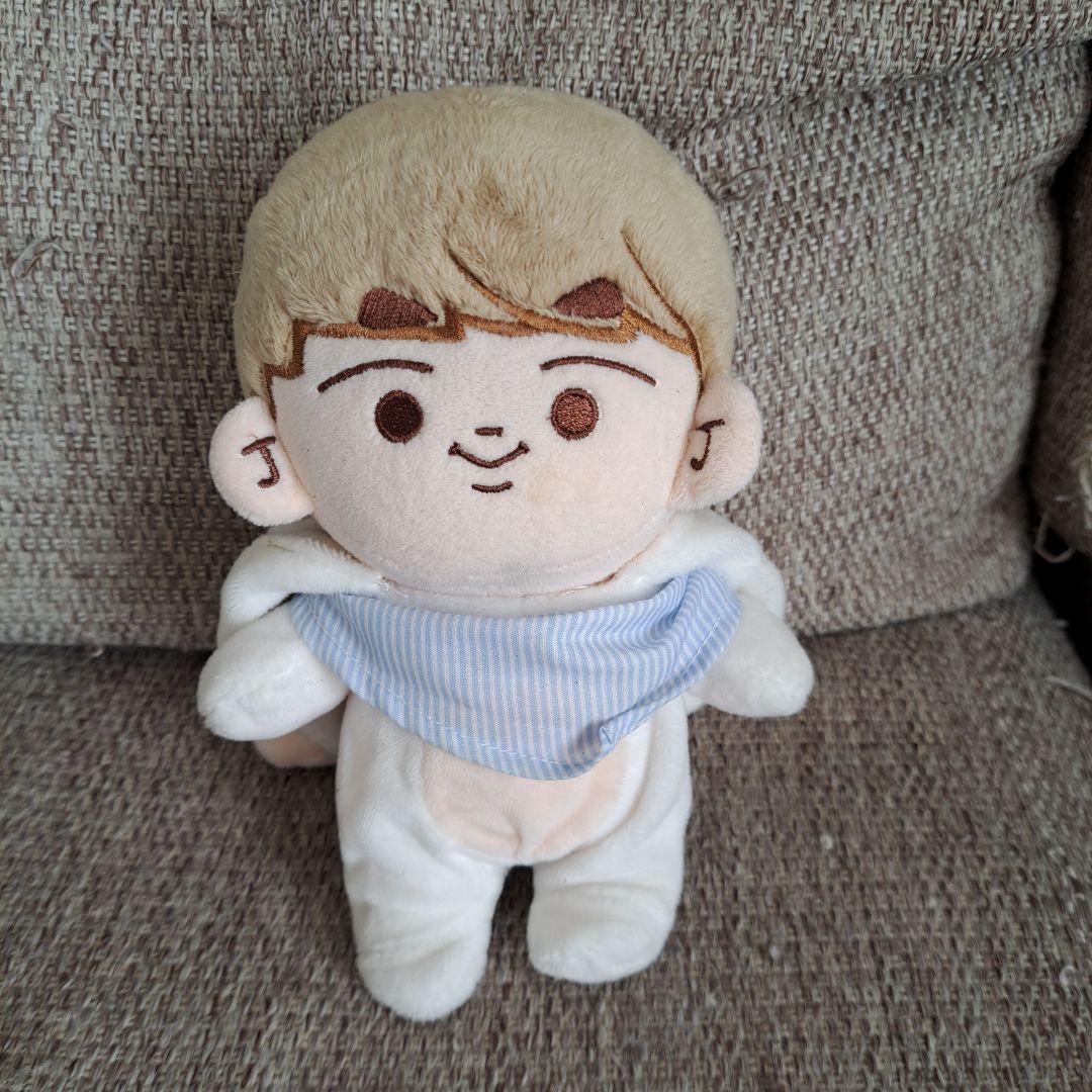 BTS マスターぬいぐるみ ジン JIN