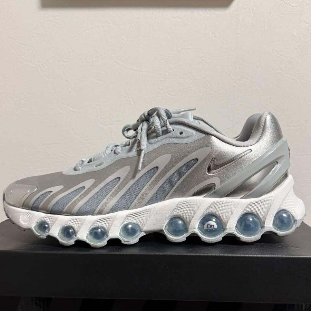 【箱有】NIKE AIRMAX DN8 メタリックシルバー/ウルフグレー