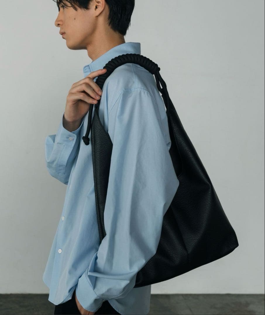 新品 LURAKU シンセティックレザーロープハンドルバッグ