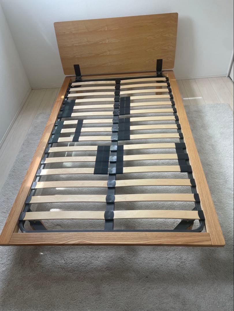 無印良品ベッドフレーム　セミダブル
