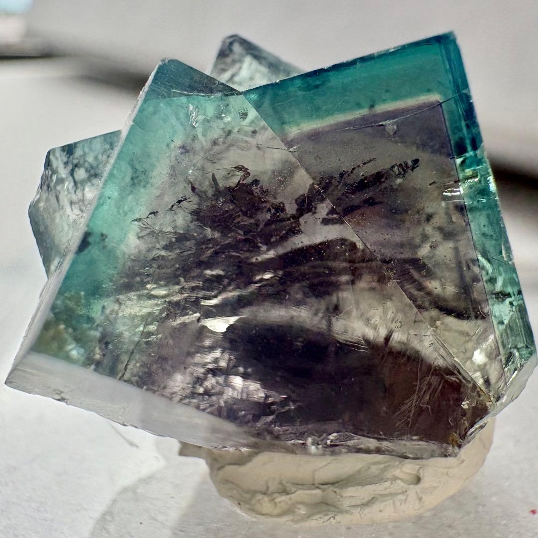 491 イギリス　レディアナベラ鉱山　フェアリーホールズポケッフローライト