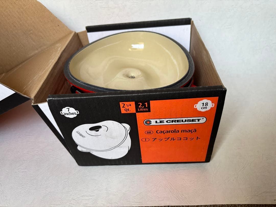 未使用 ル・クルーゼ LE CREUSET アップルココット2.1L 18cm