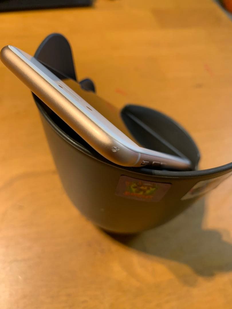 Apple iPhone 8 64GB【ピンクゴールド】