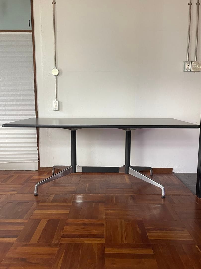 ハーマンミラー ヴィンテージ イームズ セグメンテッド ベース テーブル 1