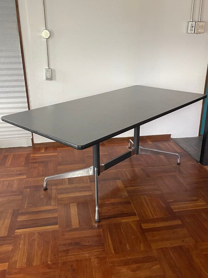 ハーマンミラー ヴィンテージ イームズ セグメンテッド ベース テーブル 1