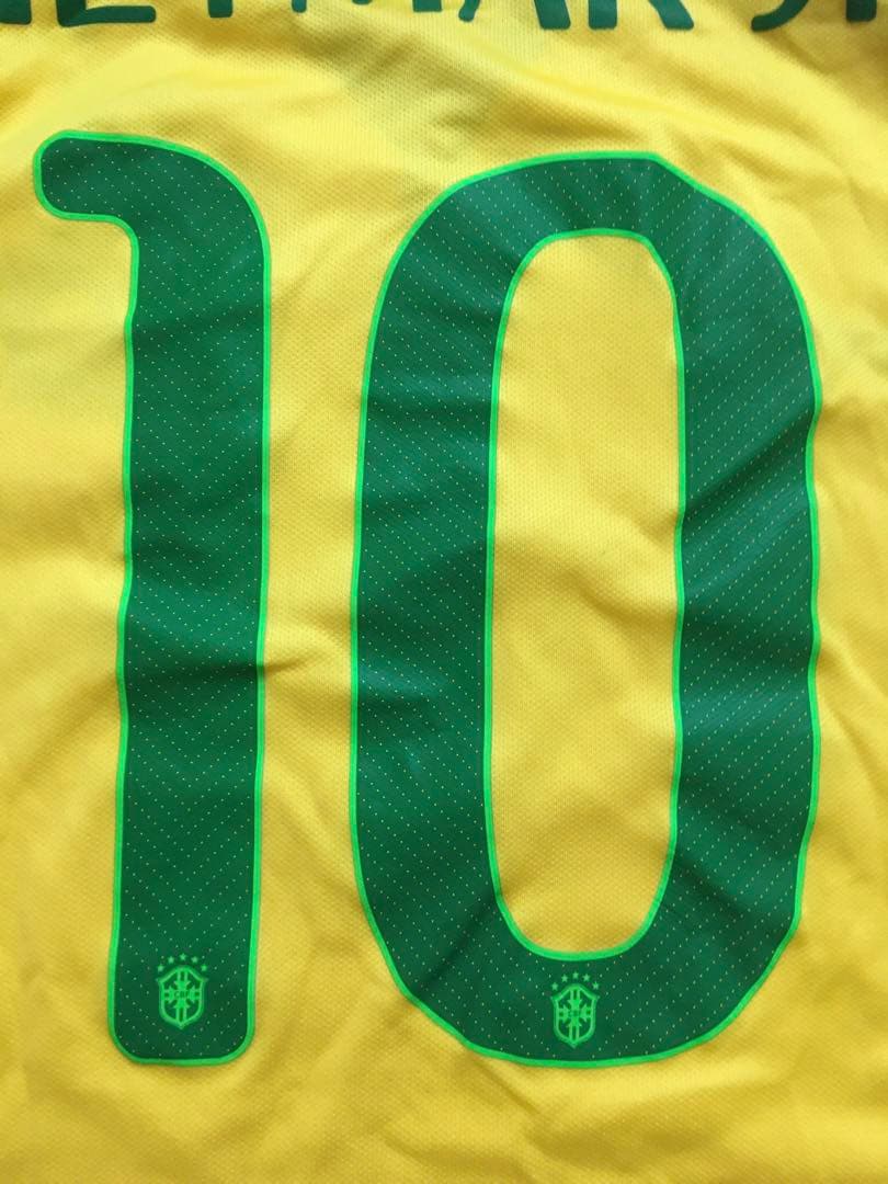 【美品】2014 FIFA W杯サッカーブラジル代表ネイマール10番ユニフォーム