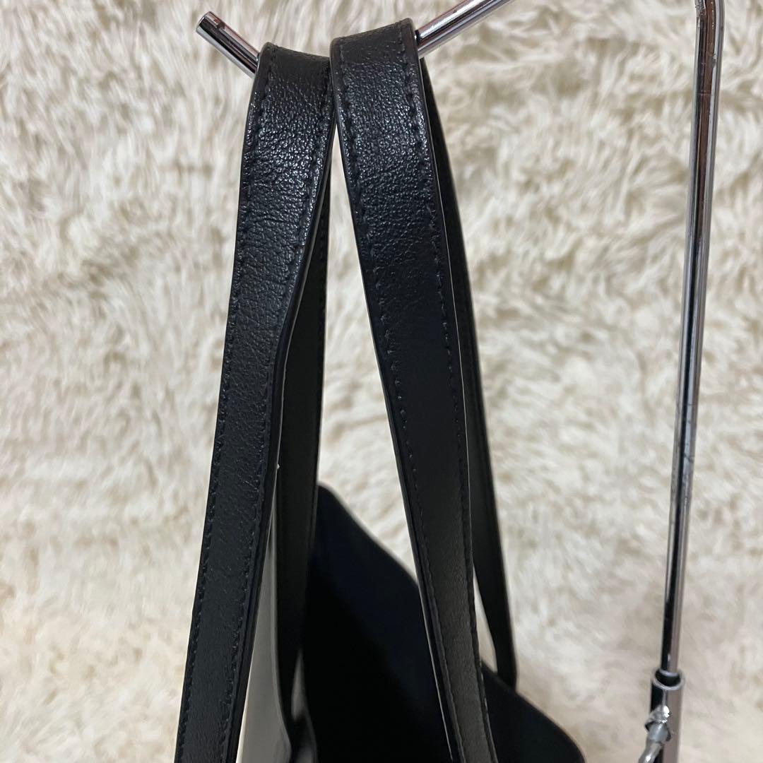 【極美品】 サンローラン ショッピングトート ポーチ付き A4収納