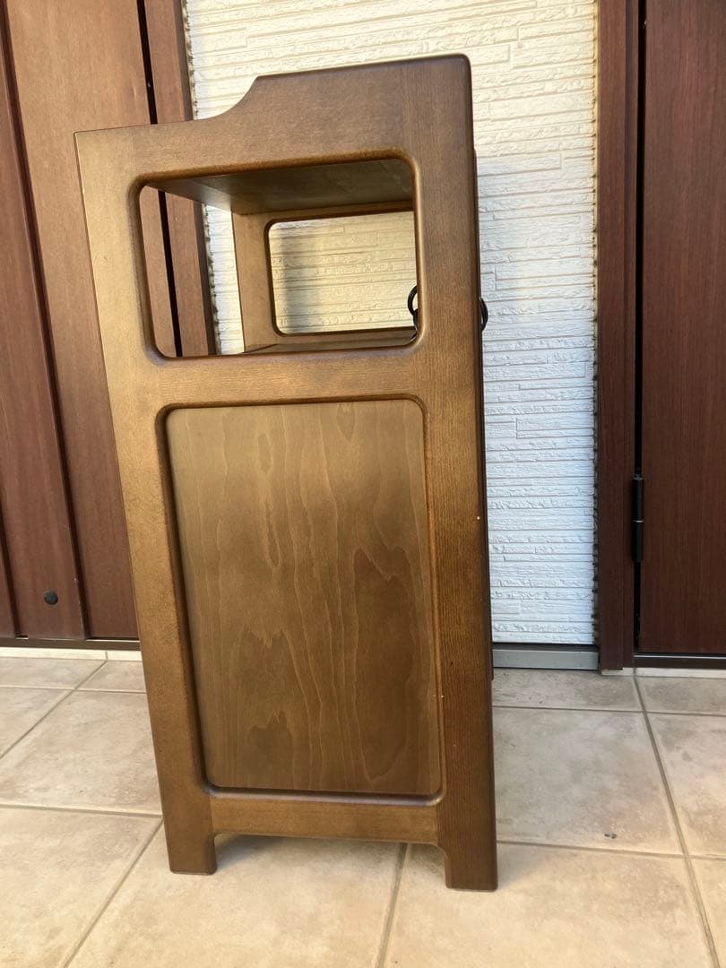 ◉カリモク◉木製サイドキャビネット 電話台 コンセント付 収納家具