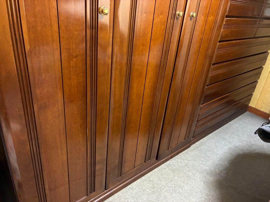 東京都お引き取り限定　サクラ無垢材　ダンスセット