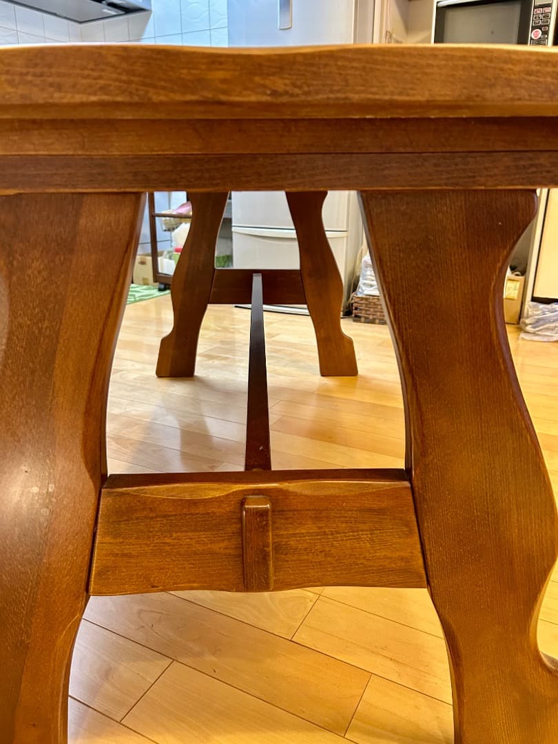 【送料込み】ダイニングテーブル　1,500×920　天然木　柏木工　飛騨家具