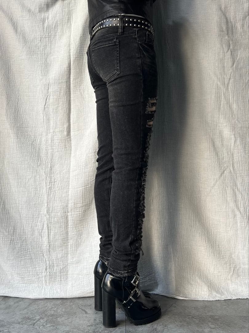 パンツ \"GLAD NEWS\" Destroyed Black Skinny