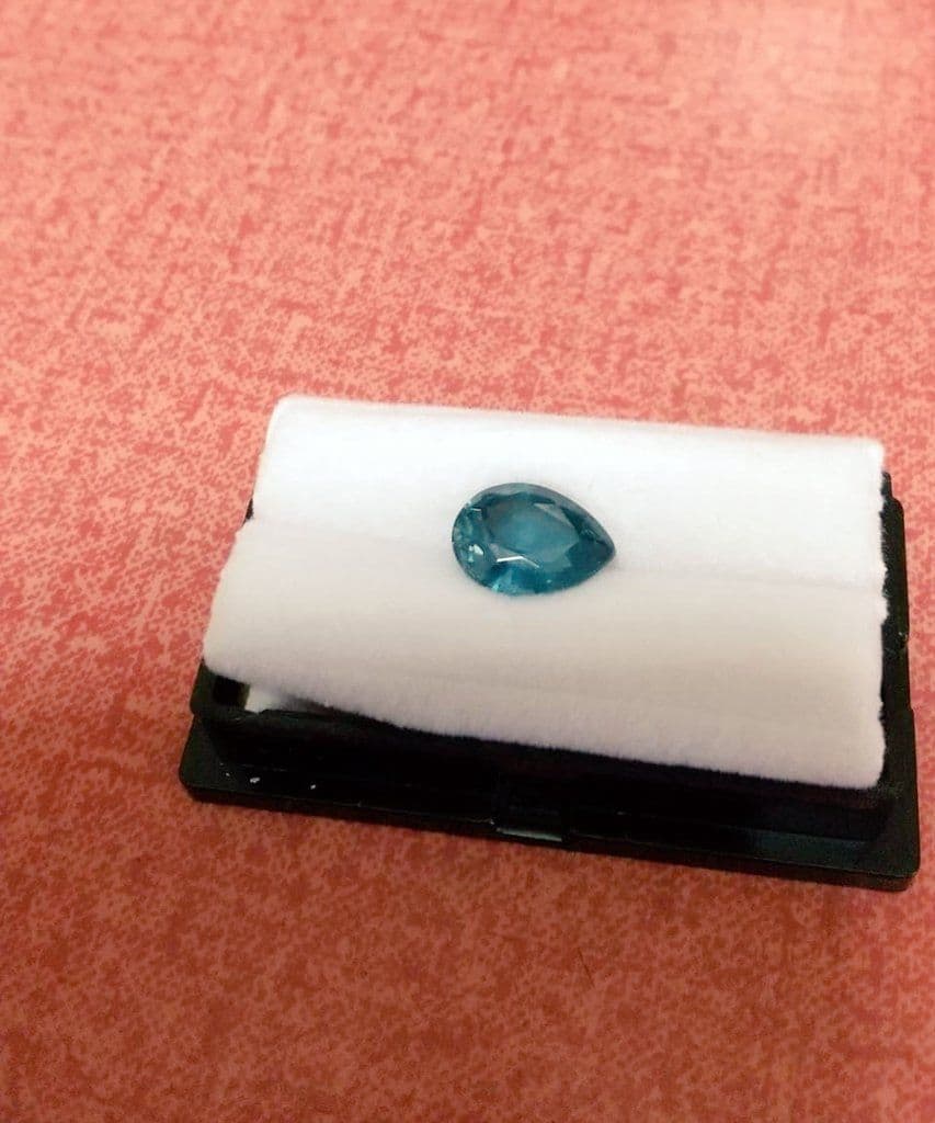 天然ティールカラー・カイヤナイト　ルース