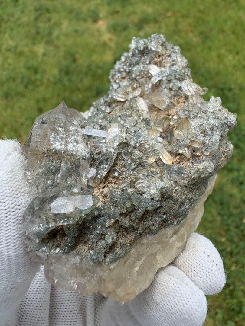 【匿名発送】マニハール産ルチルクォーツクラスター