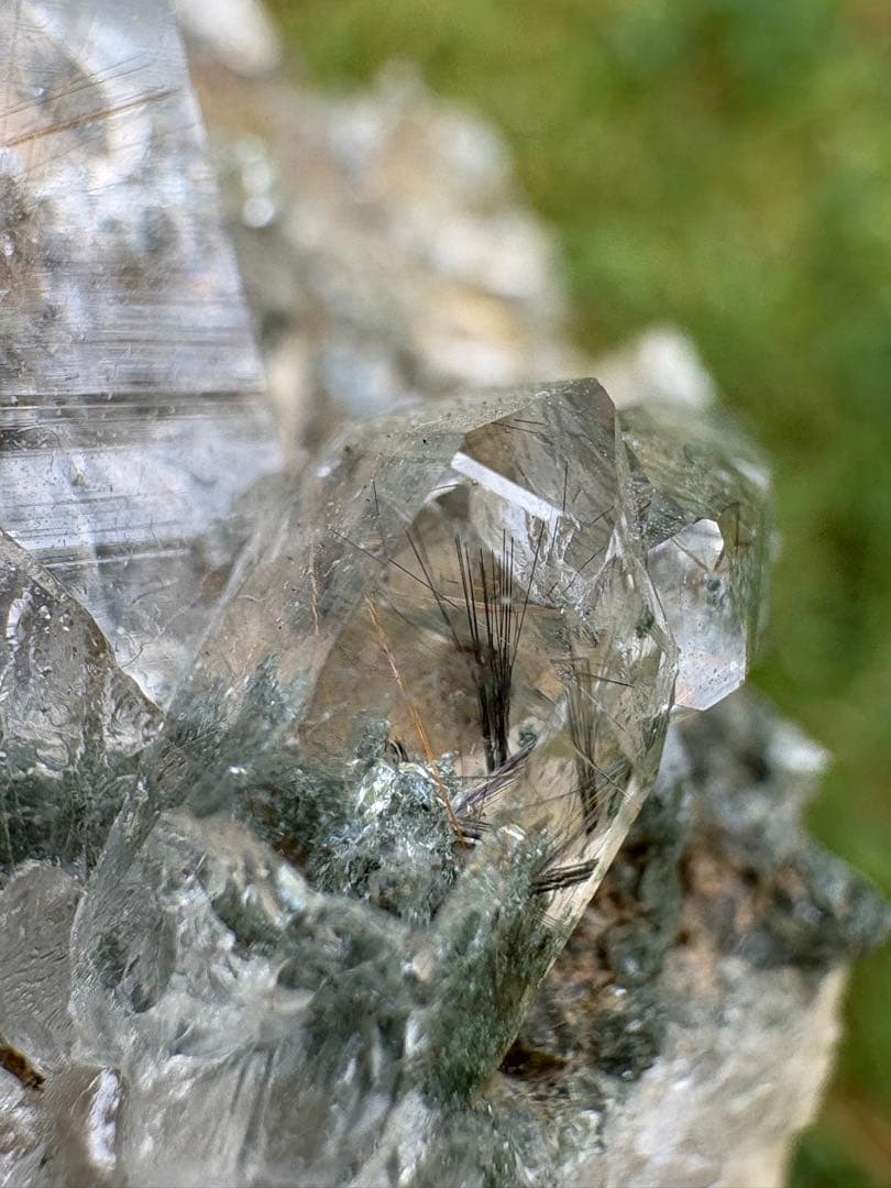 【匿名発送】マニハール産ルチルクォーツクラスター