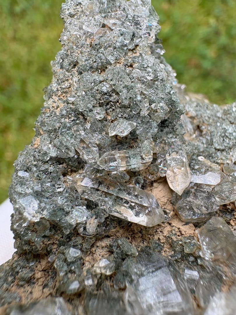 【匿名発送】マニハール産ルチルクォーツクラスター