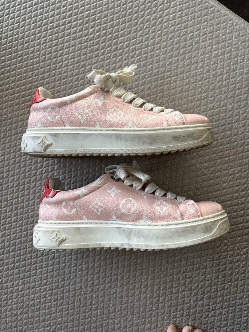 VUITTON スニーカー37