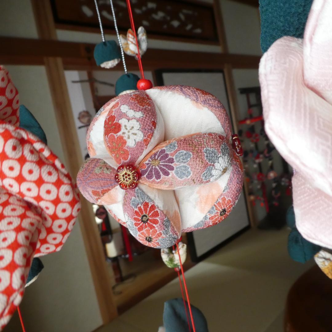 古布　正絹　吊るし椿　錦紗縮緬　ピンク　桃色　疋田模様　さげもん　アンティーク