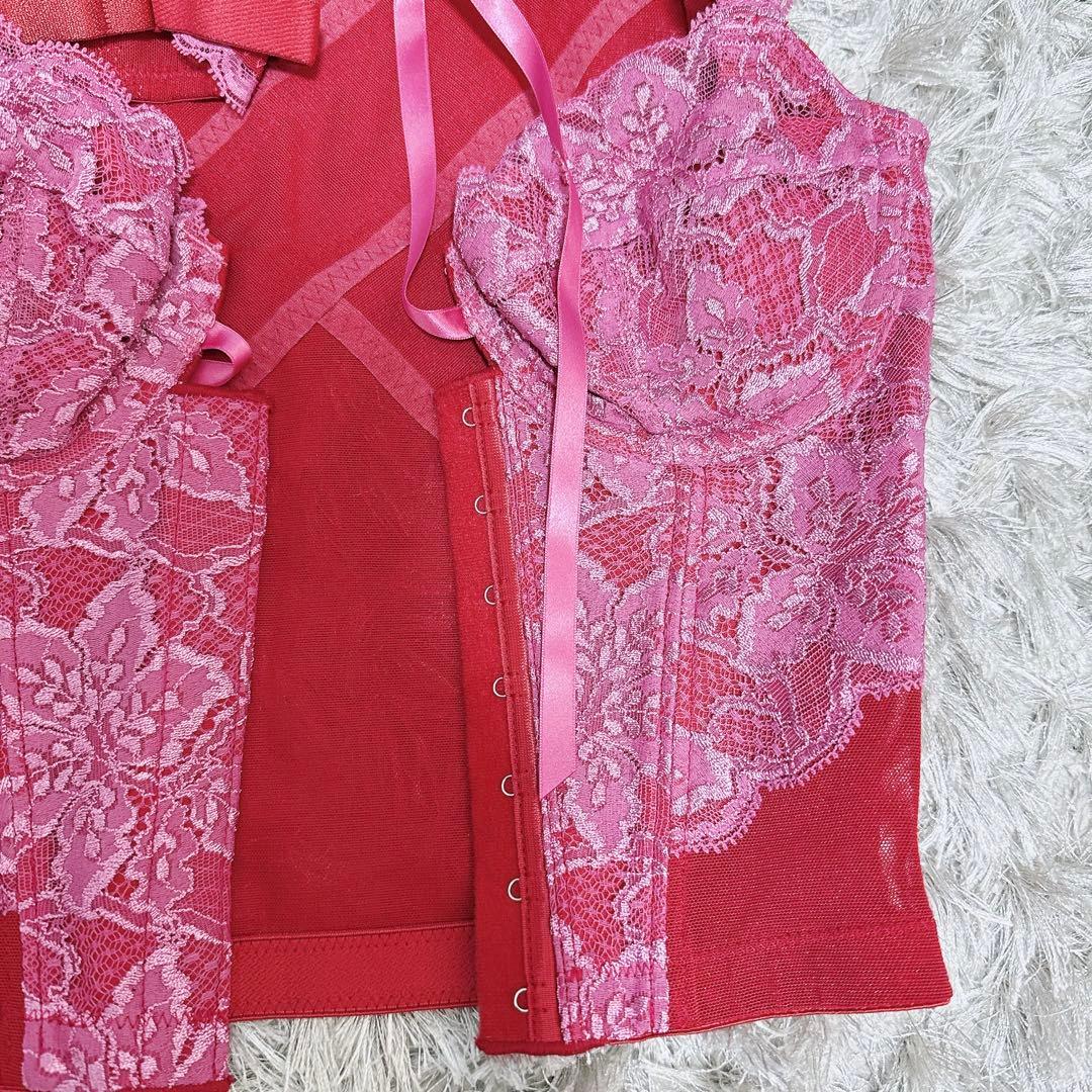 グラントイーワンズLALA　ニッパービスチェC70補正下着