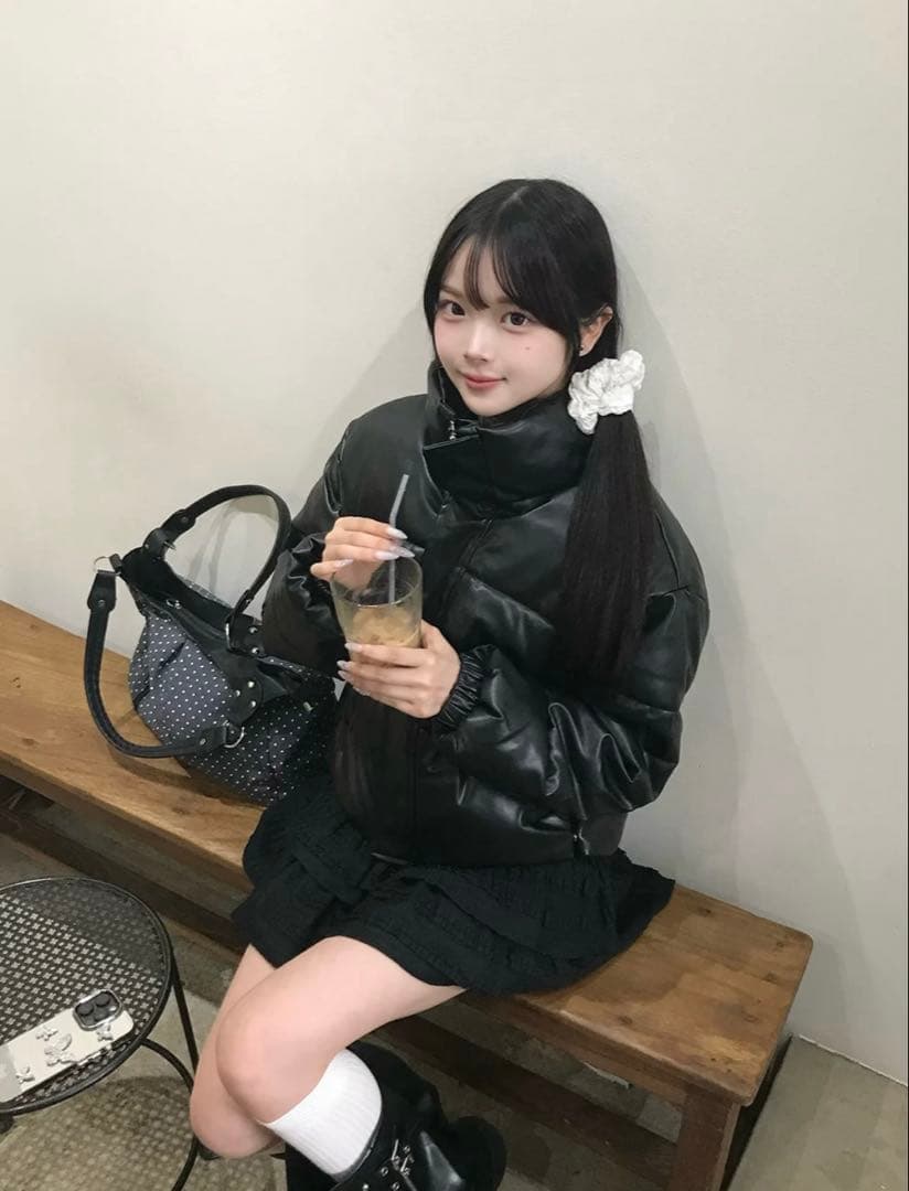 emmy レザータッチパデッドショートブルゾン ブラック