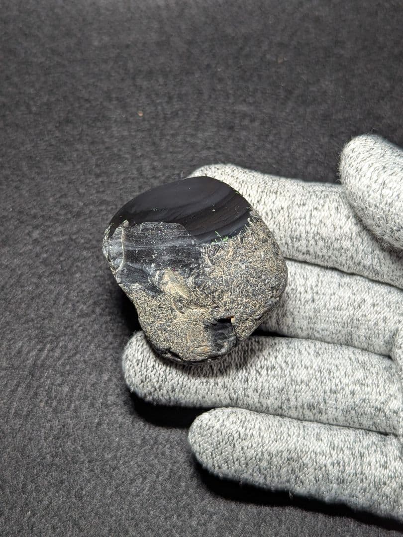 【研磨品】十勝石玲瓏　北海道産レインボーオブシディアン　十勝石　玲瓏石