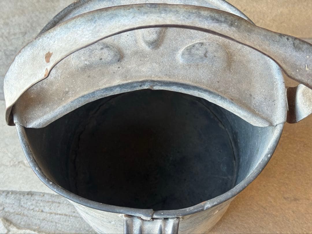 イギリスアンティーク　ブリキのジョウロ