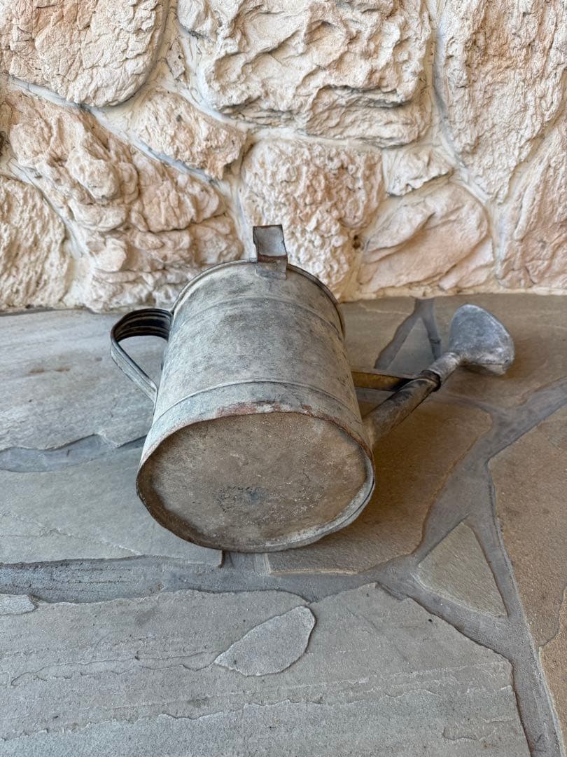 イギリスアンティーク　ブリキのジョウロ